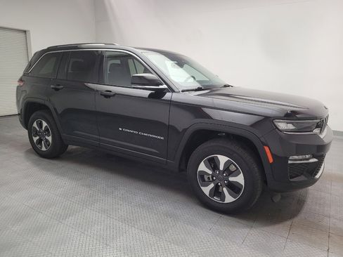 Used 2023 Jeep Grand Cherokee 4WD 4xe image 11