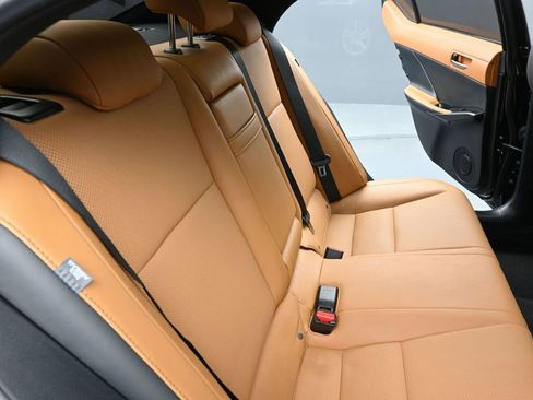 Used 2021 Lexus IS 300 w/ Comfort Package image 35