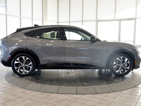 Used 2023 Ford Mustang Mach-E Premium image 9