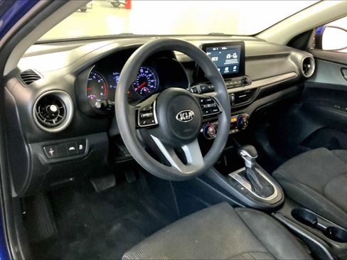 Used 2019 Kia Forte LXS image 17