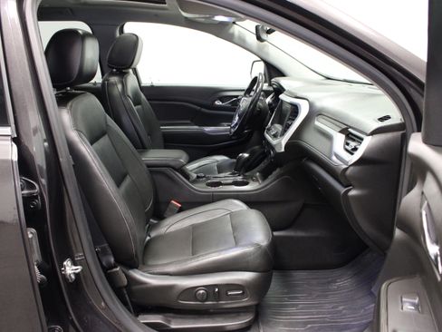 Used 2019 GMC Acadia SLT AWD/4WD image 17