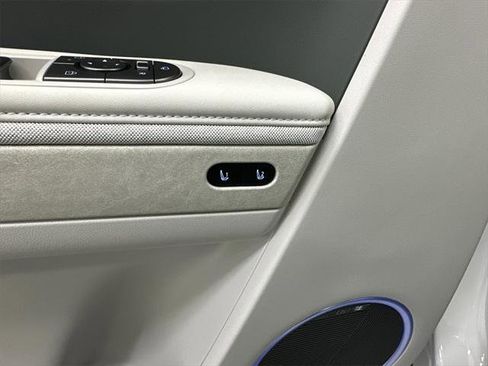 New 2026 Hyundai Ioniq 5 Limited image 12