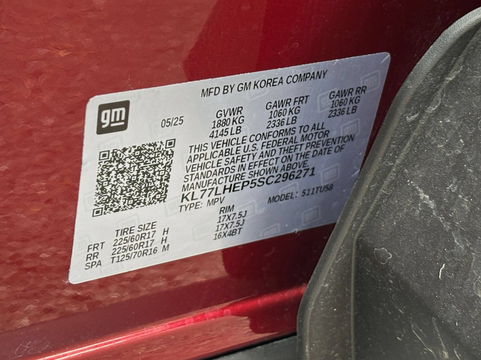 Used 2025 Chevrolet Trax LT FWD image 27