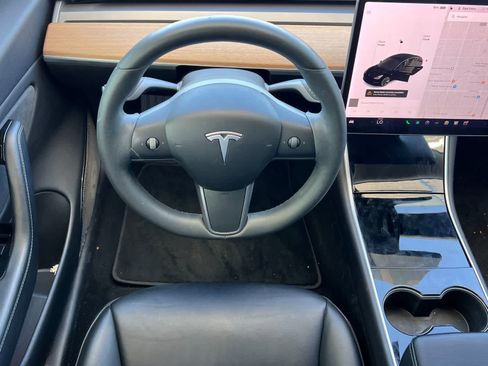 Used 2019 Tesla Model 3 Long Range image 15