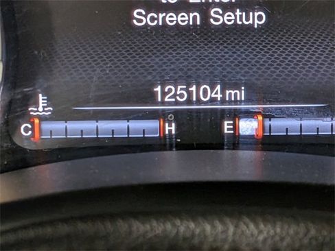 Used 2015 Jeep Renegade Limited image 16