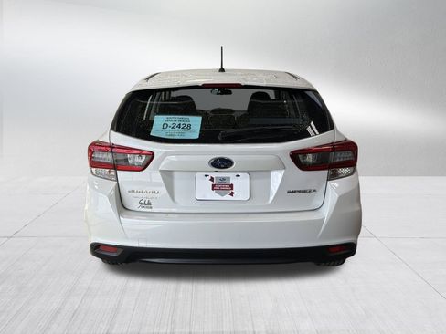 Certified 2022 Subaru Impreza 2.0i image 6