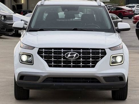 Used 2021 Hyundai Venue SEL w/ Premium Package image 47