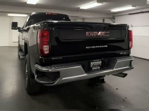 Certified 2025 GMC Sierra 3500 SLE w/ SLE Convenience Package AWD/4WD image 7