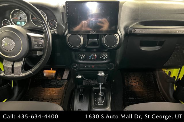 Used 2017 Jeep Wrangler Unlimited Sport w/ Connectivity Group AWD/4WD image 13