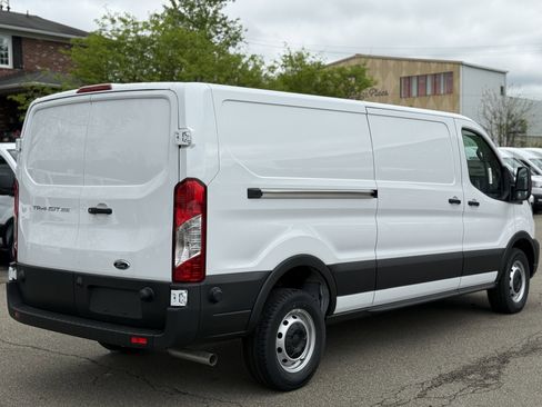 New 2024 Ford Transit 250 XL image 4