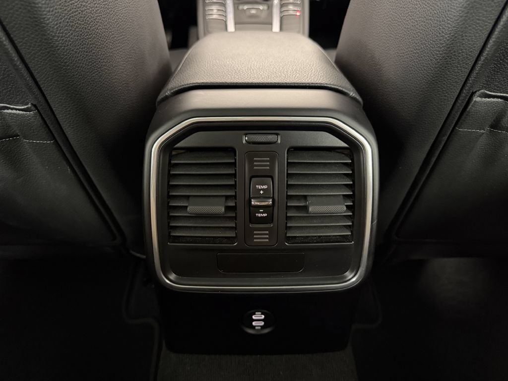 Used 2021 Porsche Macan S AWD/4WD image 56