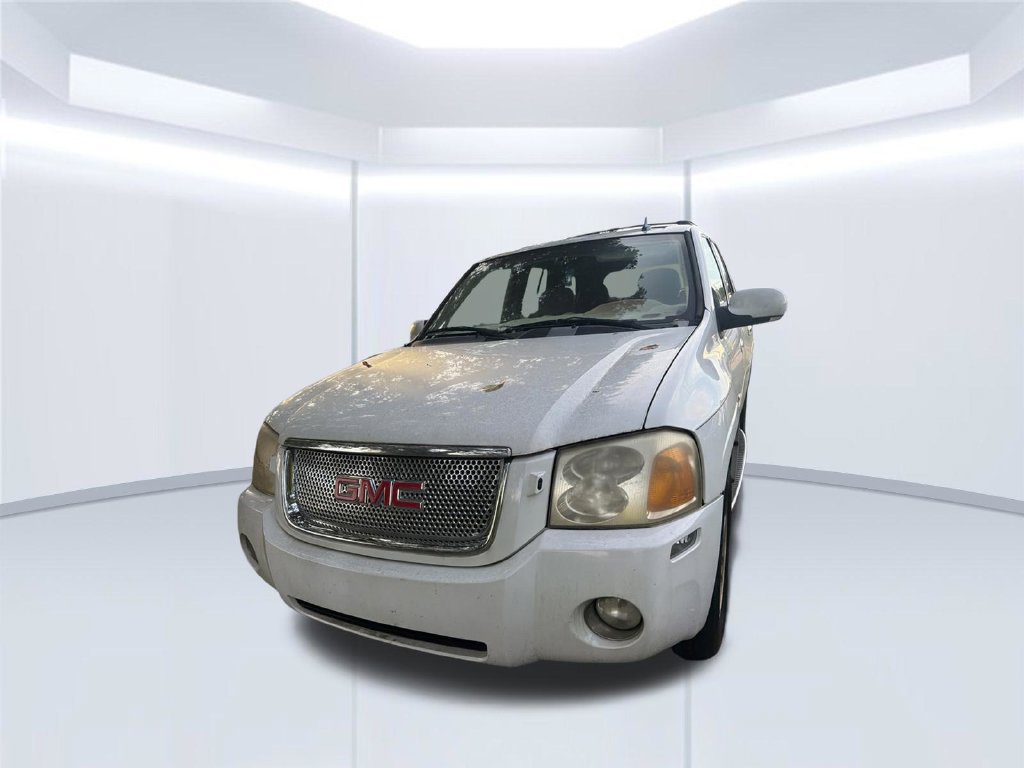Used 2007 GMC Envoy Denali RWD image 8