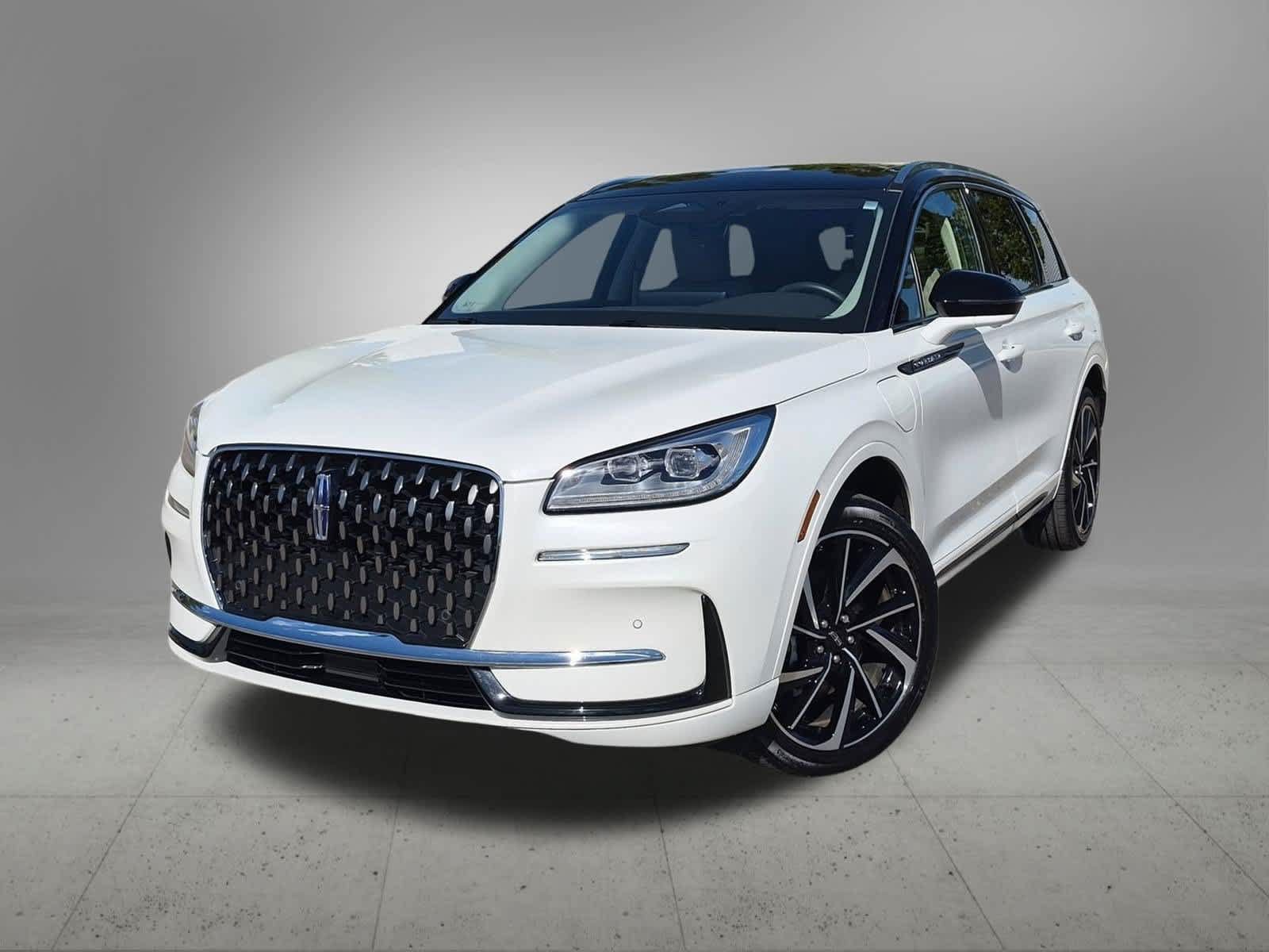Used 2023 Lincoln Corsair Grand Touring w/ Equipment Group 301A AWD/4WD image 1