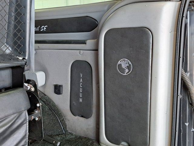 Used 2015 Chevrolet Express 2500 RWD image 31