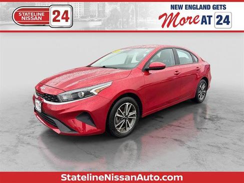 Used 2023 Kia Forte LXS image 1