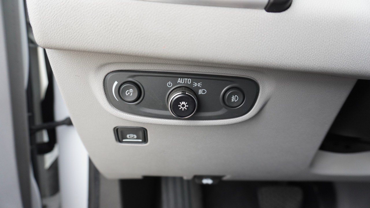 Used 2020 GMC Terrain SLT w/ Preferred Package FWD image 20