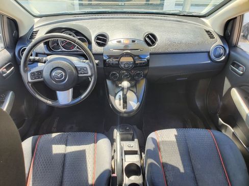 Used 2013 MAZDA MAZDA2 Touring FWD image 27