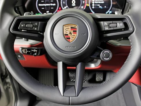 New 2026 Porsche Cayenne Coupe image 24