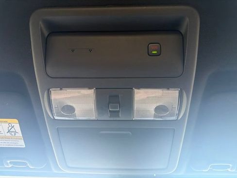 Used 2024 Nissan Frontier PRO-4X w/ Pro Convenience Package AWD/4WD image 43