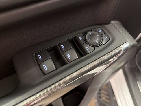 Used 2021 GMC Sierra 1500 AT4 AWD/4WD image 14