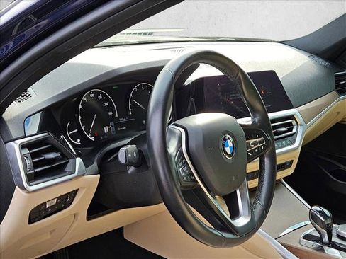 Used 2020 BMW 330i Sedan w/ Convenience Package image 10