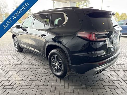 Used 2025 GMC Acadia Elevation image 6