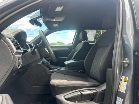 Certified 2020 Volkswagen Atlas Cross Sport S AWD/4WD image 8