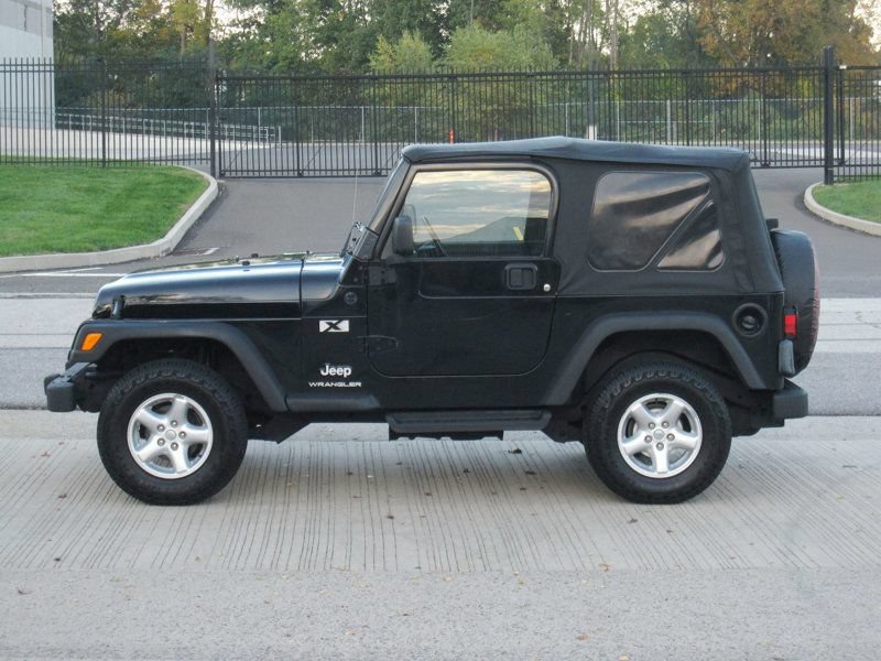 Used 2004 Jeep Wrangler X w/ Wheel Plus Group AWD/4WD image 6