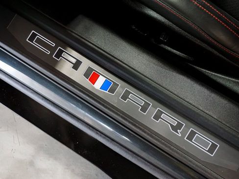 Used 2018 Chevrolet Camaro ZL1 image 74