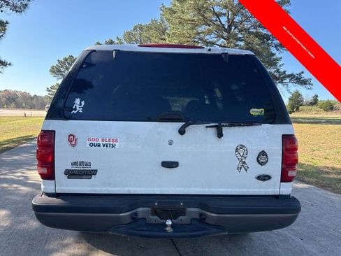 Used 2001 Ford Expedition XLT image 7