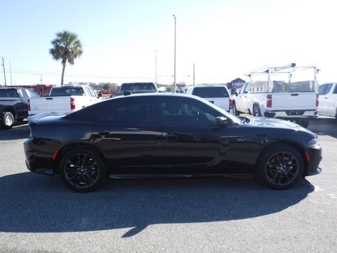 Used 2022 Dodge Charger GT image 3