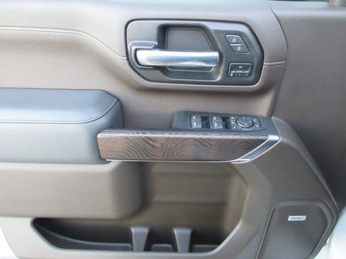 Certified 2023 GMC Sierra 2500 Denali w/ Denali Ultimate Package image 25