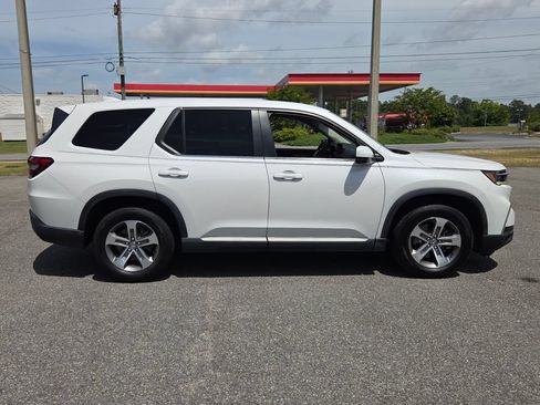Used 2024 Honda Pilot EX-L image 12