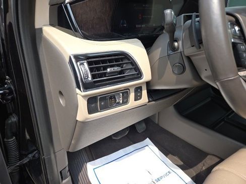 Used 2022 Lincoln Navigator L Reserve image 27