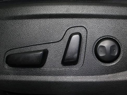 Used 2023 Hyundai Santa Fe SEL w/ Premium Package image 33