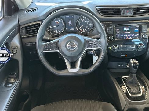 Used 2020 Nissan Rogue S image 21