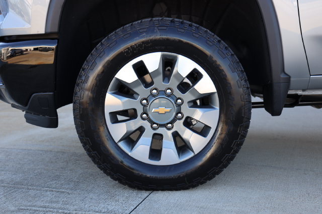 New 2026 Chevrolet Silverado 2500 Custom w/ Custom Value Package AWD/4WD image 9