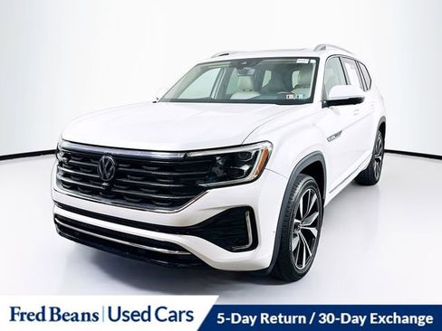 Used 2024 Volkswagen Atlas SEL Premium R-Line AWD/4WD image 3