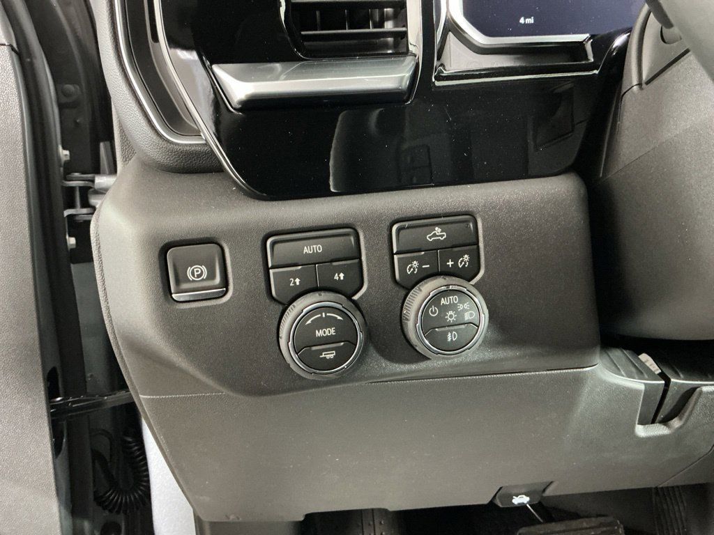 New 2026 Chevrolet Silverado 1500 RST w/ Convenience Package II AWD/4WD image 11