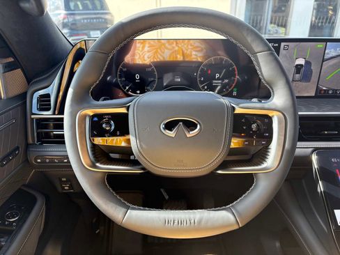 New 2025 INFINITI QX80 Autograph image 23