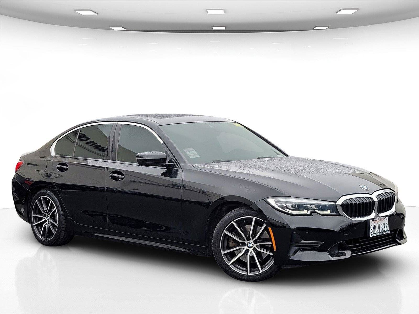 Used 2020 BMW 330i Sedan w/ Convenience Package RWD image 2