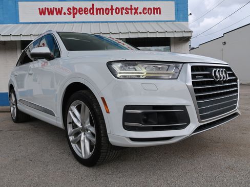 Used 2017 Audi Q7 3.0T Prestige AWD/4WD image 5
