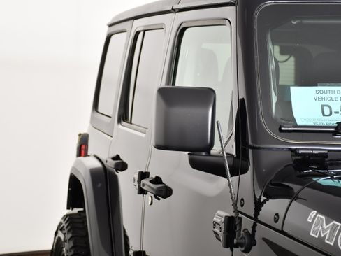 Used 2021 Jeep Wrangler Unlimited Sahara w/ Uconnect 4C Nav & Sound Group AWD/4WD image 13
