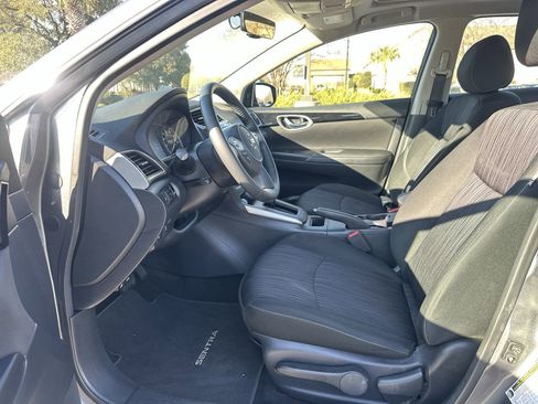 Used 2019 Nissan Sentra SV w/ Special Edition Package image 16