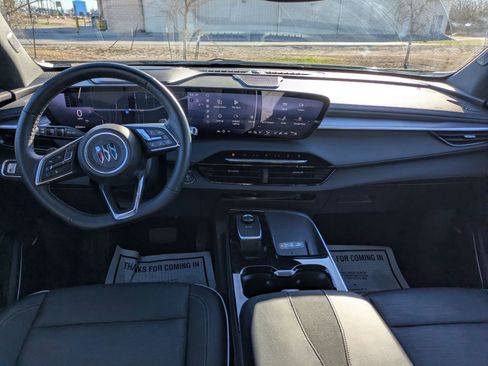 Used 2025 Buick Enclave Sport Touring image 15