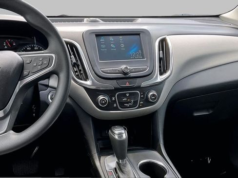 Used 2018 Chevrolet Equinox LS FWD image 7