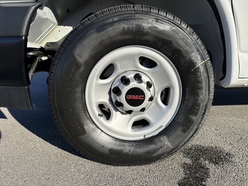 New 2025 GMC Savana 2500 w/ Driver Convenience Package image 13