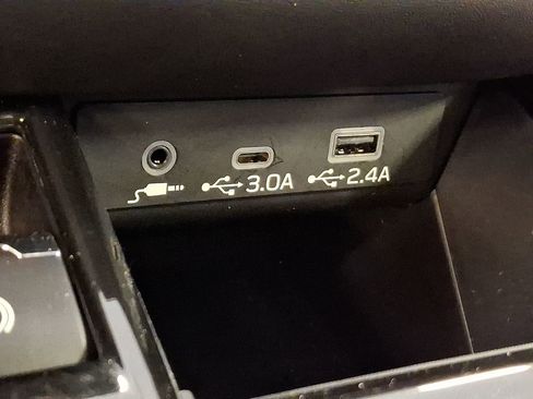 Certified 2023 Subaru Outback Premium image 22