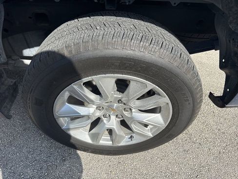 Used 2024 Chevrolet Silverado 1500 Custom image 6