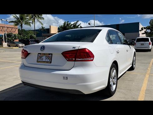 Used 2013 Volkswagen Passat 2.5 SE FWD image 5